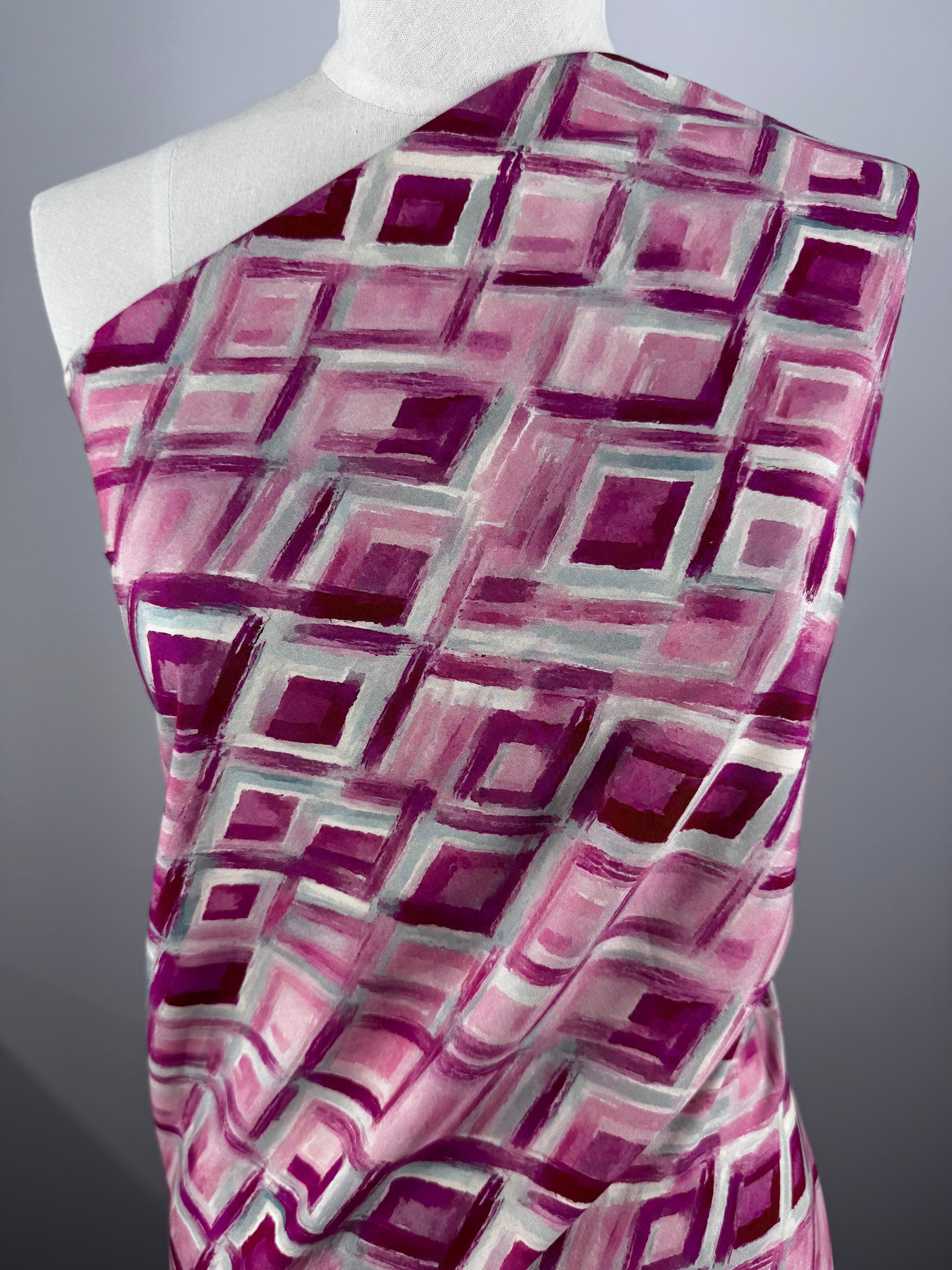 Designer Rayon - Diamond Rose Motif - 145cm